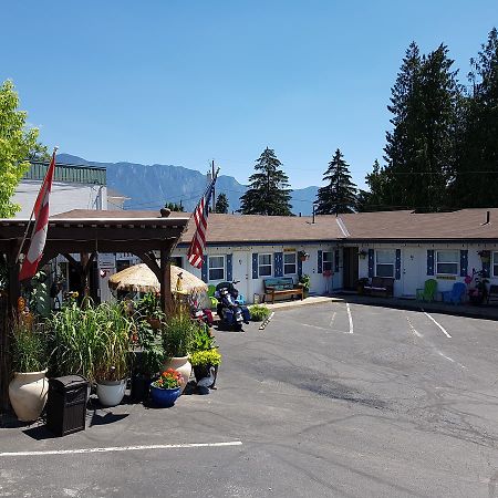Creston Valley Motel Luaran gambar