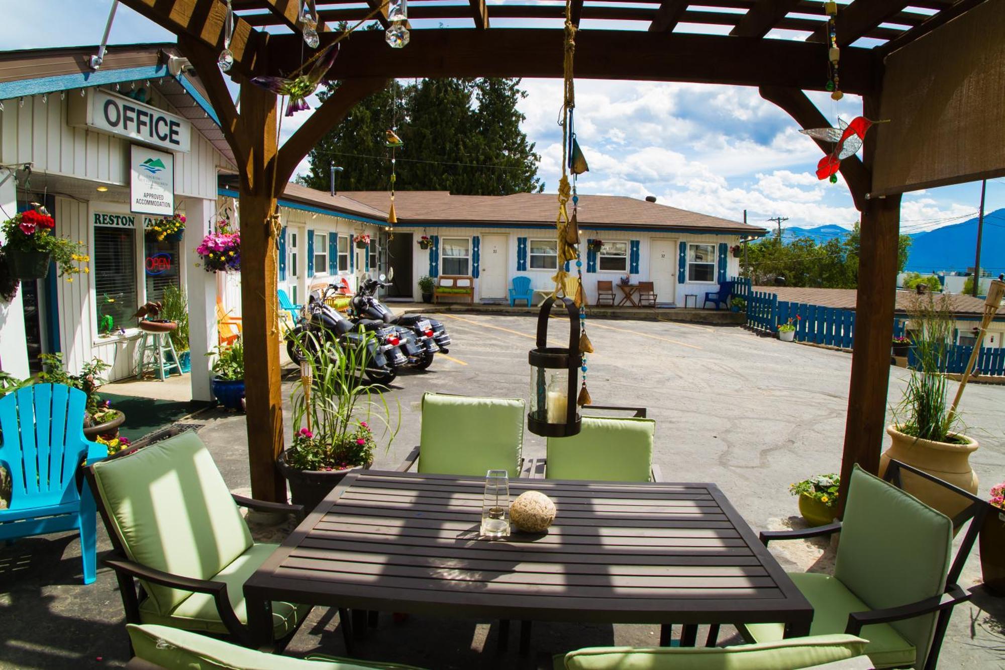 Creston Valley Motel Luaran gambar